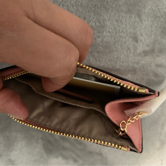 NWT Michael Kors Coin Pouch with ID Leather - Picture 2 of 4